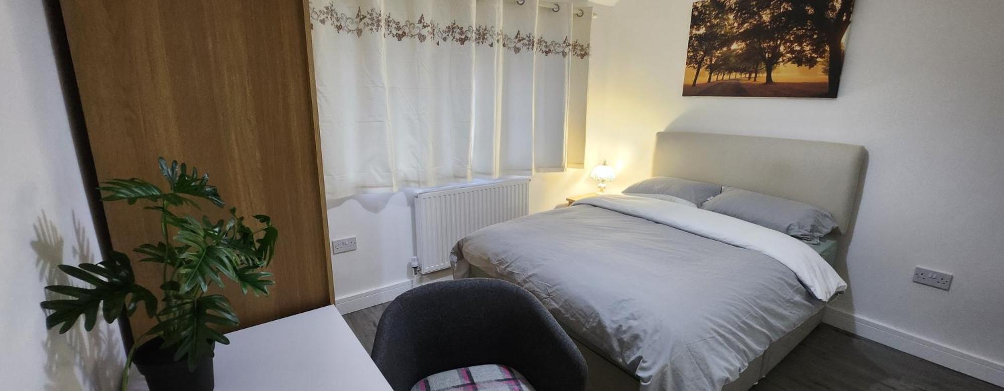White House Ensuite Double Bedroom Warrington  Exterior photo