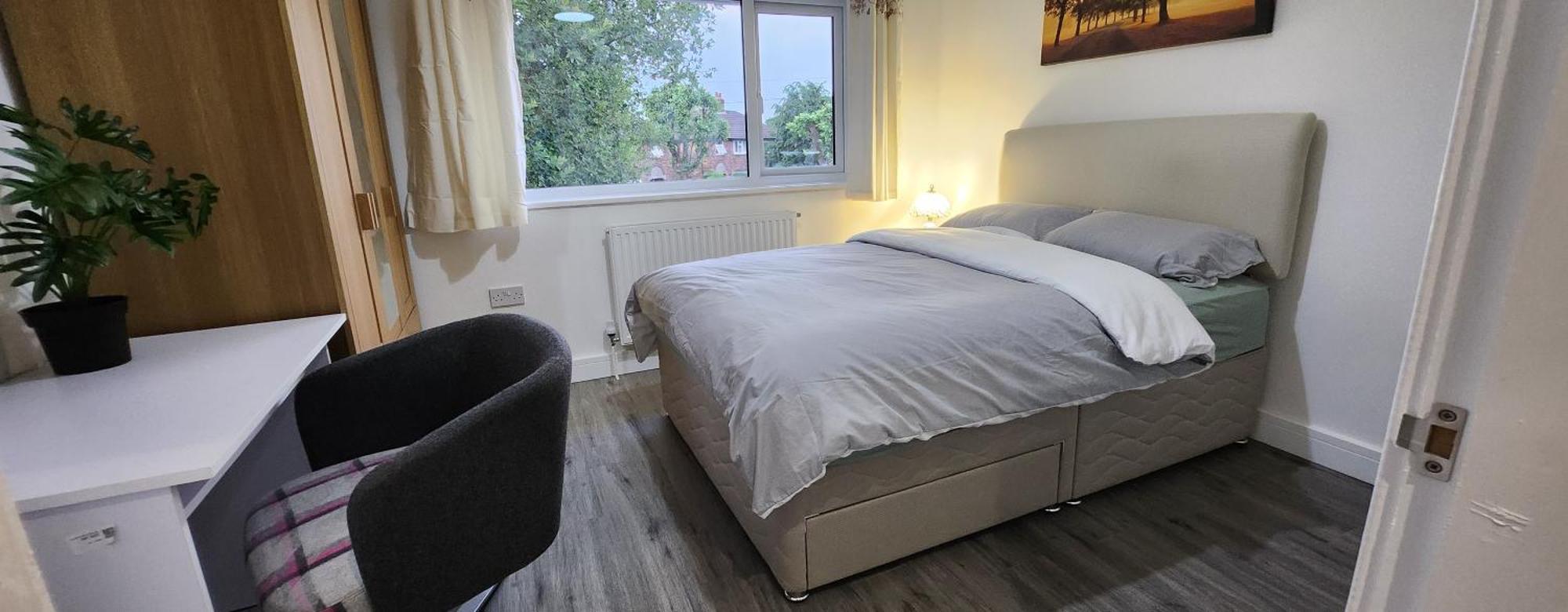 White House Ensuite Double Bedroom Warrington  Exterior photo